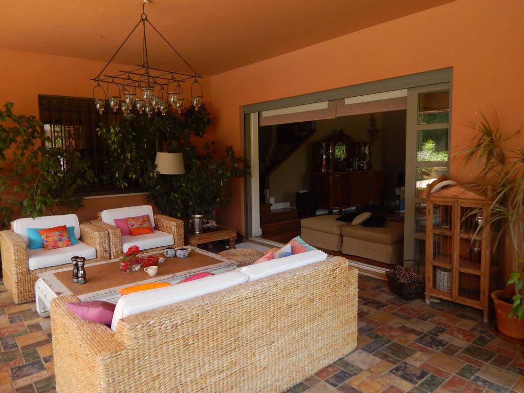 Slow Living Beautiful Villa Rafína Exterior foto